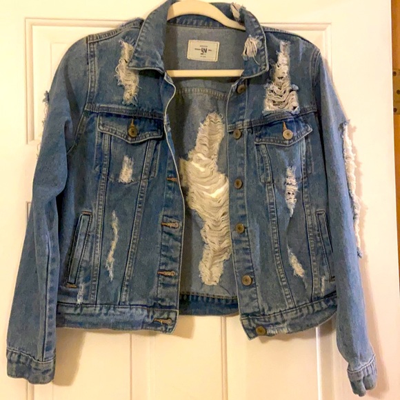 I & M Jeans Jackets & Blazers - Distressed denim jean jacket